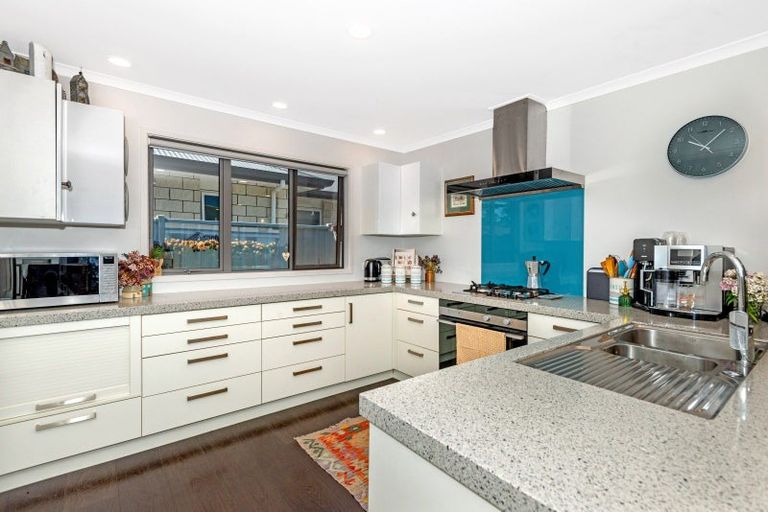 Photo of property in 50 Sterling Park, Lytton West, Gisborne, 4010