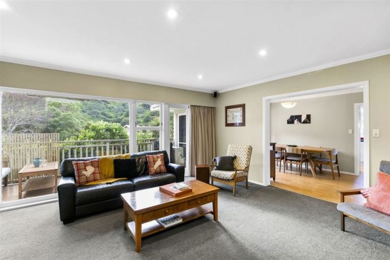 Photo of property in 50 Spencer Street, Crofton Downs, Wellington, 6035