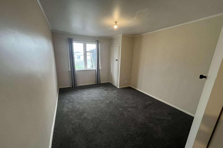 Photo of property in 15 Maire Street, Levin, 5510