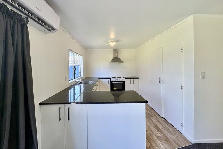 Photo of property in 2/38 Myers Road, Manurewa East, Auckland, 2102