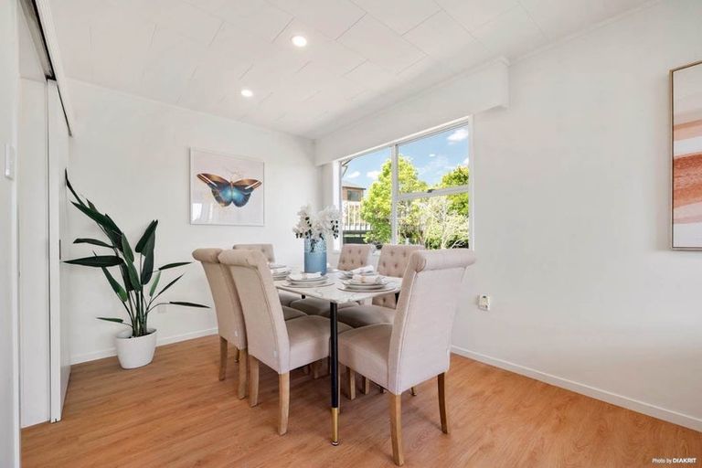 Photo of property in 36 Flaxdale Street, Birkdale, Auckland, 0626