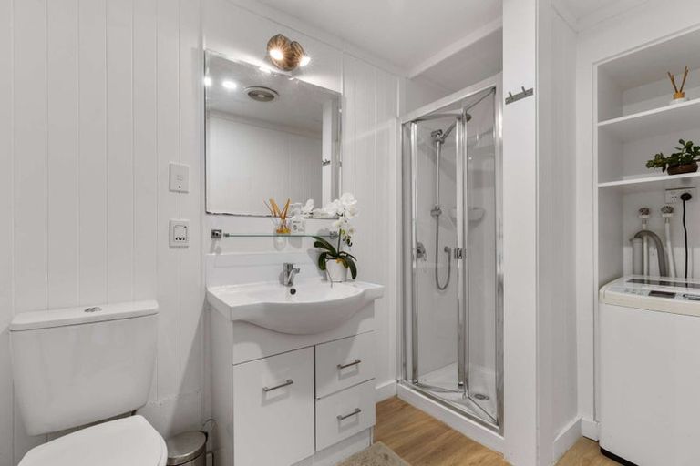 Photo of property in 754 South Titirangi Road, Titirangi, Auckland, 0604