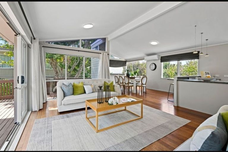 Photo of property in 31a Hythe Terrace, Mairangi Bay, Auckland, 0630