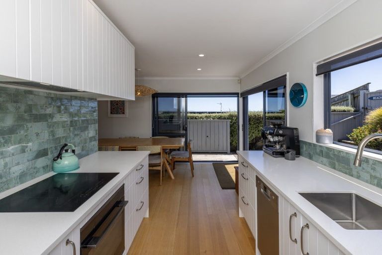 Photo of property in 11a Rosetta Road, Raumati South, Paraparaumu, 5032