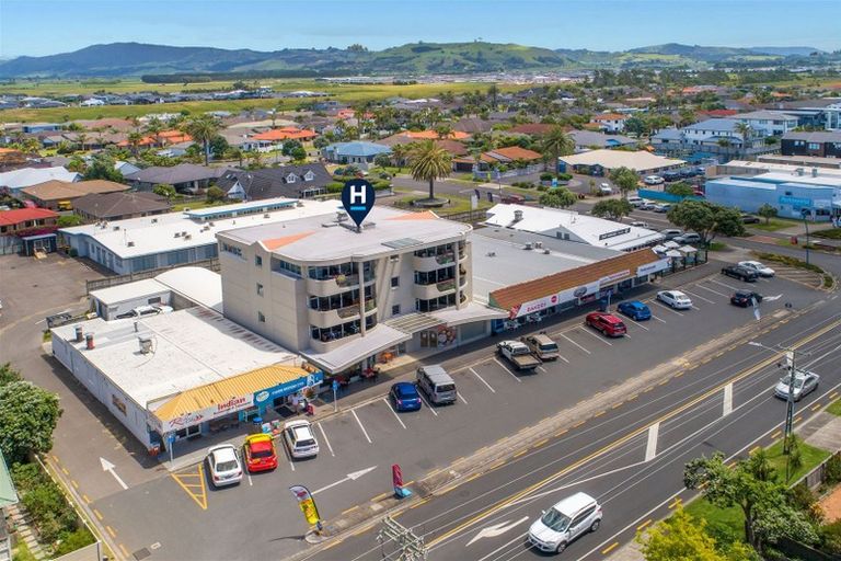 Photo of property in 1/1086 Papamoa Beach Road, Papamoa Beach, Papamoa, 3118