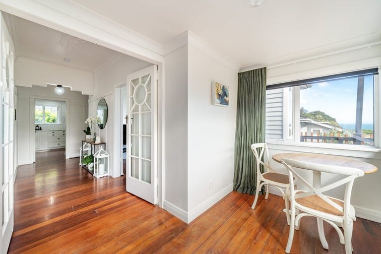 Photo of property in 147 Severn Street, Island Bay, Wellington, 6023