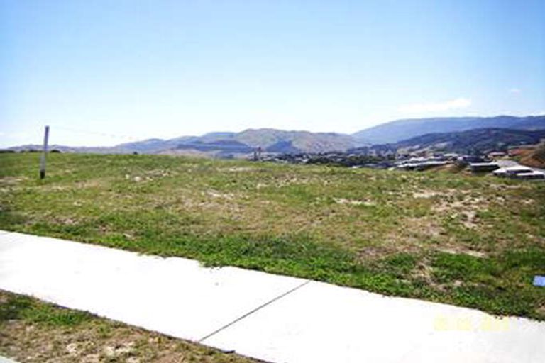 Photo of property in 4 Semaphore Lane, Whitby, Porirua, 5024