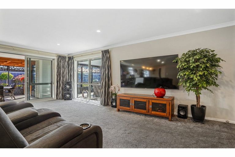 Photo of property in 33 Macphail Avenue, Rangiora, 7400