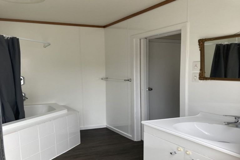 Photo of property in 49 Hindmarsh Street, Johnsonville, Wellington, 6037