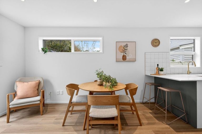 Photo of property in 46 Cuba Street, Marton, 4710