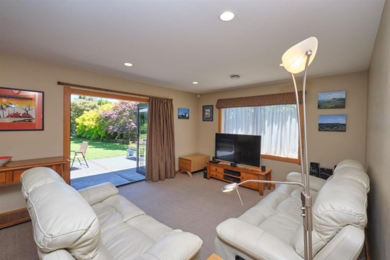 Photo of property in 11 Verona Place, Stratford, 4332