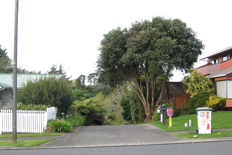 Photo of property in 58d Karina Road, Merrilands, New Plymouth, 4312