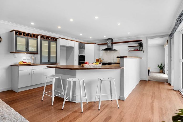 Photo of property in 66 Shelter Drive, Greenhithe, Auckland, 0632