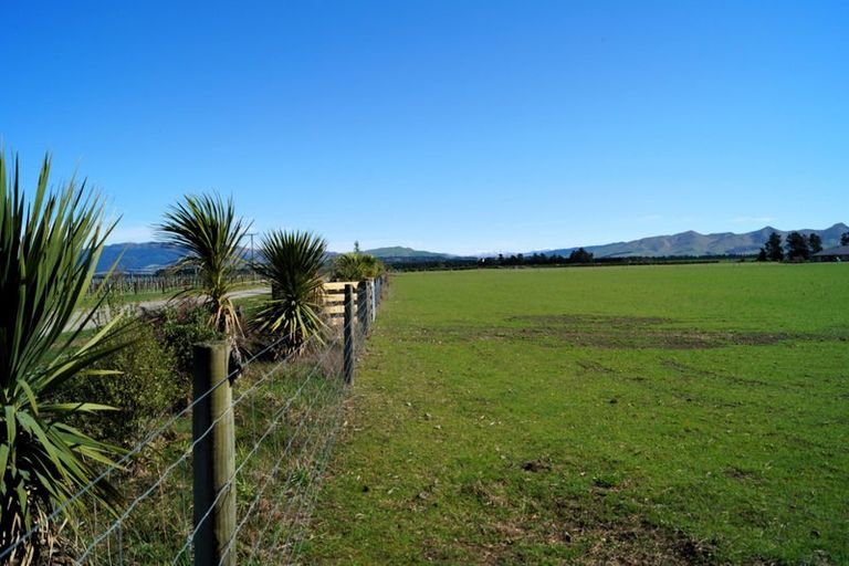 Photo of property in 26f Enderby Drive, Te Atatu Peninsula, Auckland, 0610