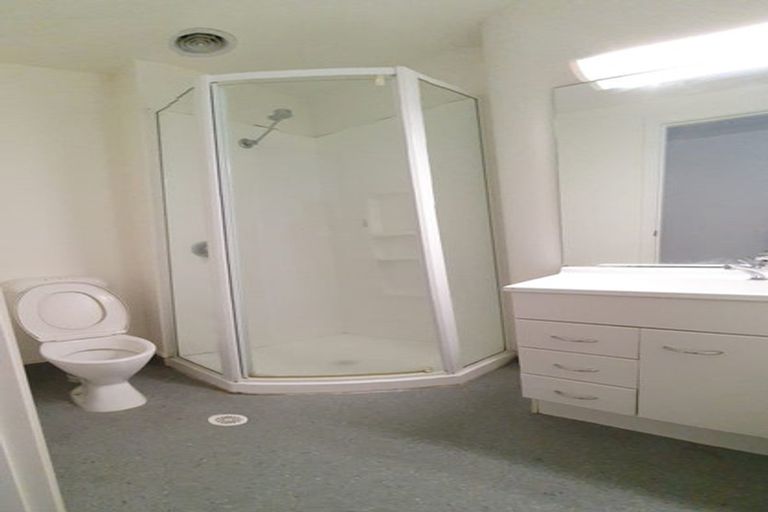 Photo of property in Orange Apartments/victoria Centr, 810/169 The Terrace, Wellington Central, Wellington, 6011