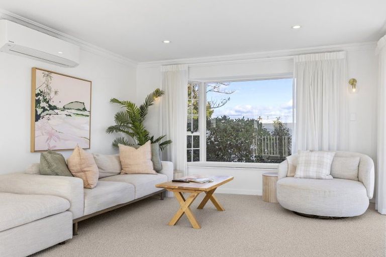 Photo of property in 26 Aubrey Crescent, Rainbow Point, Taupo, 3330