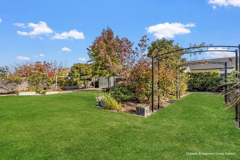 Photo of property in 4 Richard Seddon Drive, Northwood, Christchurch, 8051