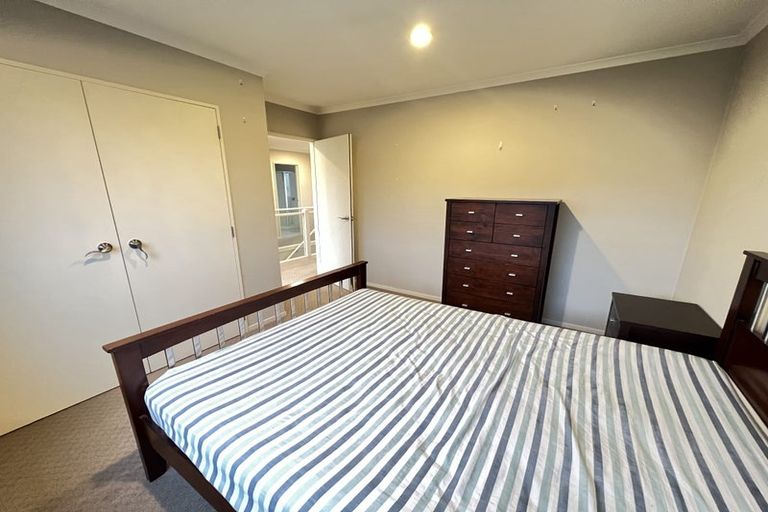 Photo of property in 37 Clover Drive, Henderson, Auckland, 0610