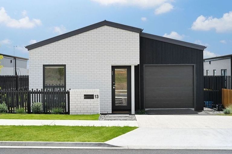Photo of property in 13 Anurangi Rise, Peacocke, 3206