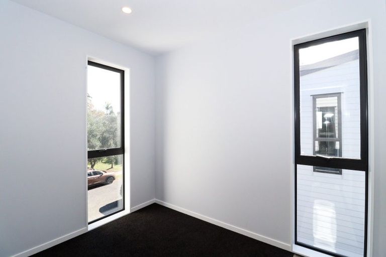 Photo of property in 4b Blue Gum Rise, Sunnyhills, Auckland, 2010