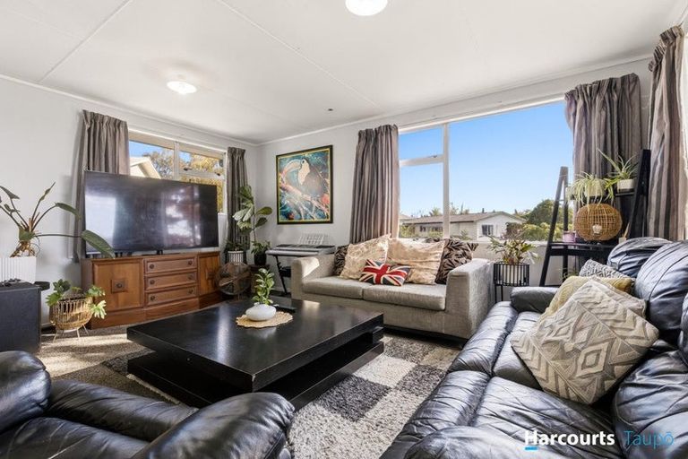 Photo of property in 77 Marshall Avenue, Richmond Heights, Taupo, 3330