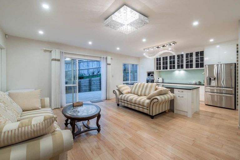 Photo of property in 216e Metcalfe Road, Ranui, Auckland, 0612