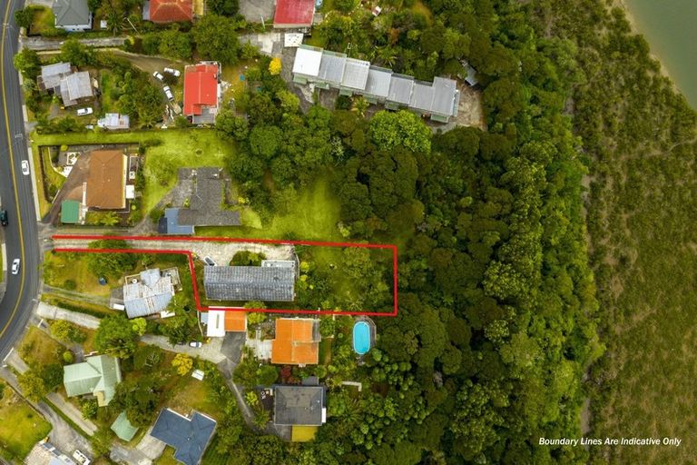 Photo of property in 85a Colwill Road, Massey, Auckland, 0614