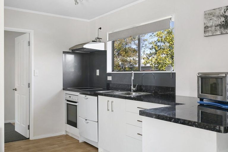 Photo of property in 2/27 Arthur Crescent, Hilltop, Taupo, 3330
