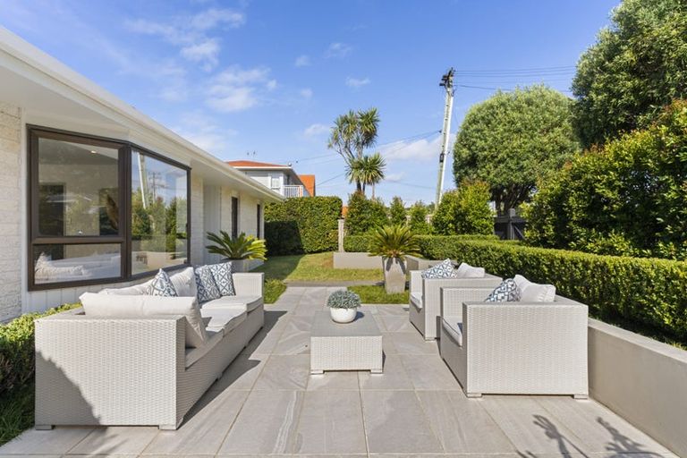 Photo of property in 59a/1 Norwood Road, Bayswater, Auckland, 0622