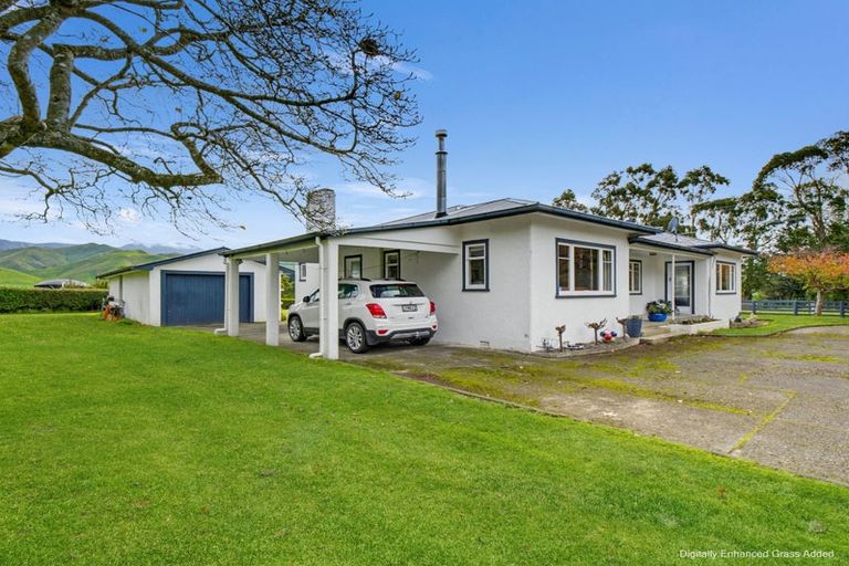 Photo of property in 517 Umutaoroa Road, Dannevirke, 4978