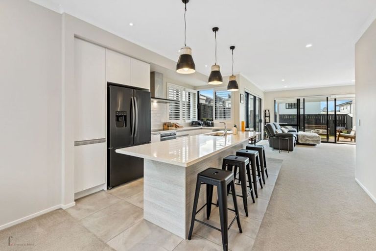 Photo of property in 13 Oioi Road, Hobsonville, Auckland, 0616