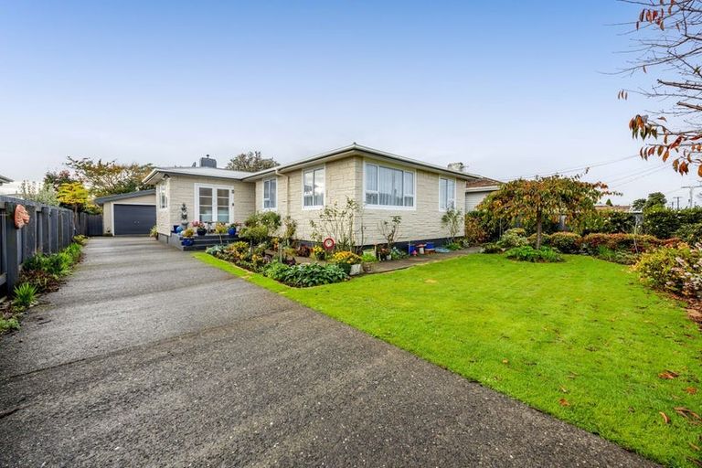 Photo of property in 50 Reid Avenue, Hawera, 4610