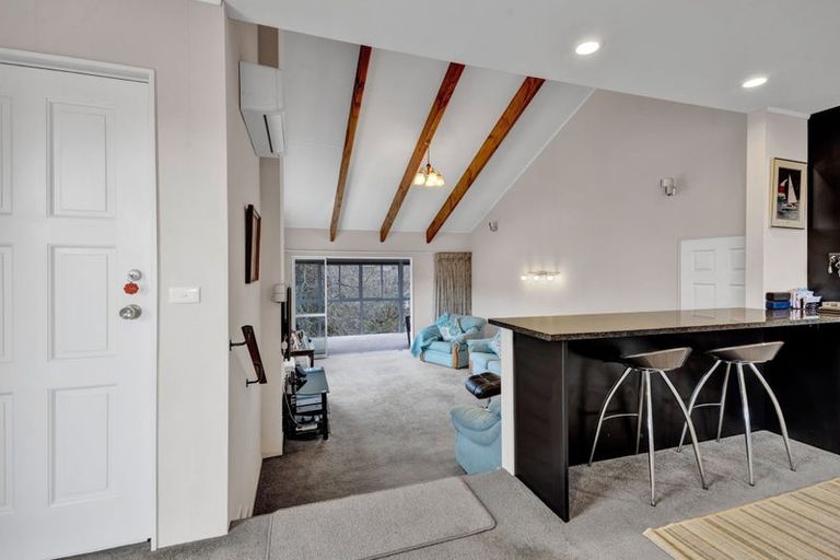 Photo of property in 54 Karina Road, Merrilands, New Plymouth, 4312