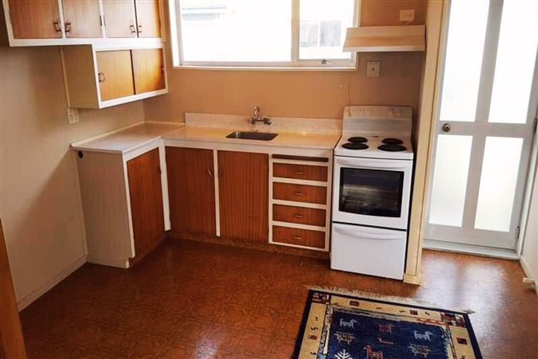 Photo of property in 1/65 Springs Road, Hornby, Christchurch, 8042