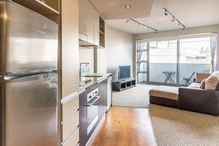 Photo of property in Masina Apartments, 101/80u Riddiford Street, Newtown, Wellington, 6021