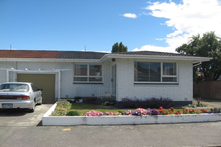 Photo of property in 11 Dover Street, St Albans, Christchurch, 8014