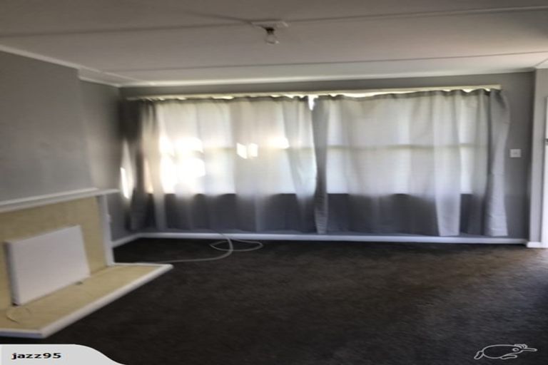 Photo of property in 17 Mayo Grove, Naenae, Lower Hutt, 5011