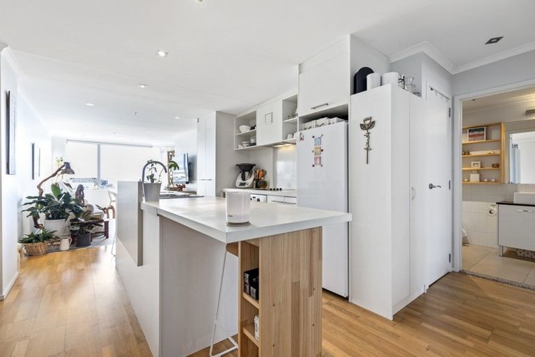 Photo of property in 314/332 Maunganui Road, Mount Maunganui, 3116
