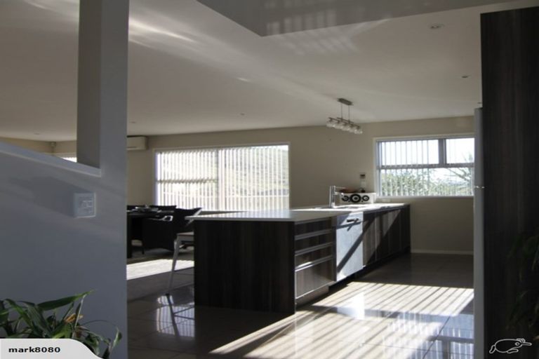 Photo of property in 27a Comber Place, Johnsonville, Wellington, 6037