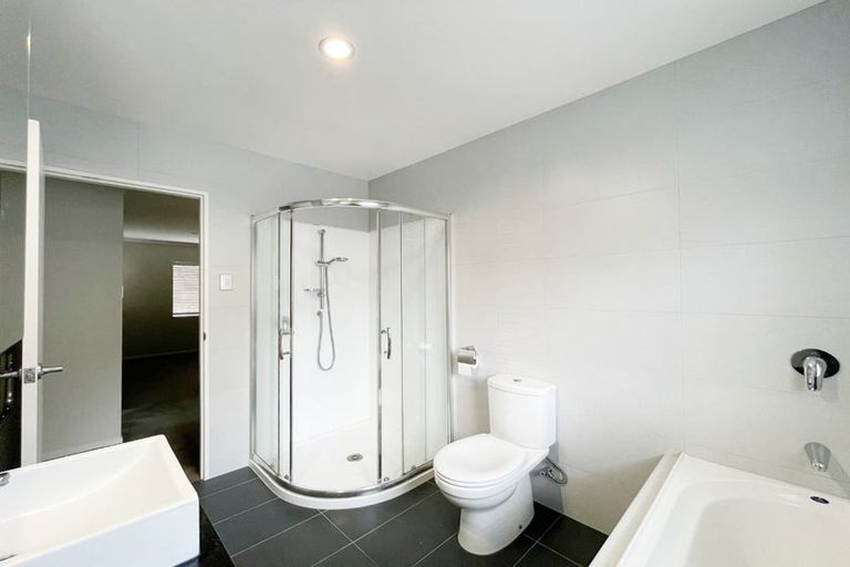 Photo of property in 9 Lucca Crescent, Flat Bush, Auckland, 2019