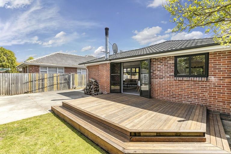 Photo of property in 16 Norah Street, Mairehau, Christchurch, 8013