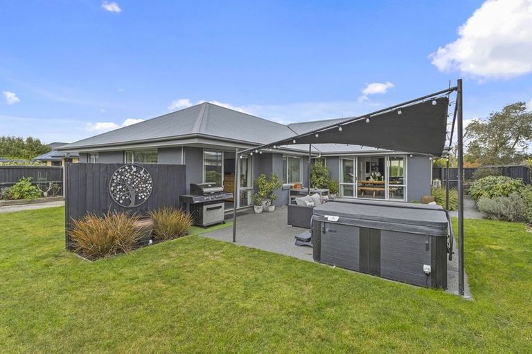 Photo of property in 30 Mounter Avenue, Northwood, Christchurch, 8051