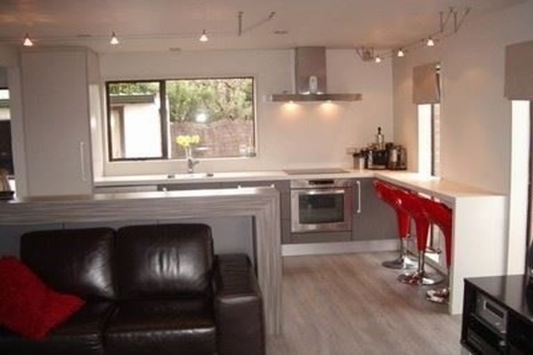 Photo of property in 1/2 Canon Street, St Albans, Christchurch, 8014