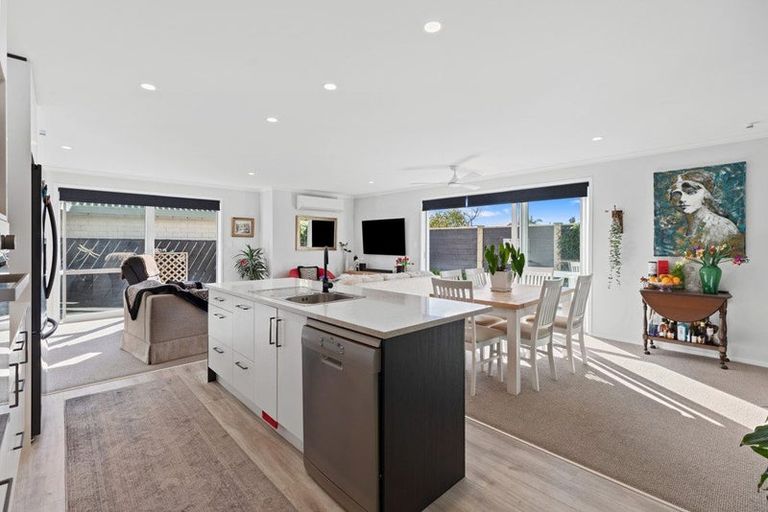 Photo of property in 41a Bayfair Drive, Mount Maunganui, 3116