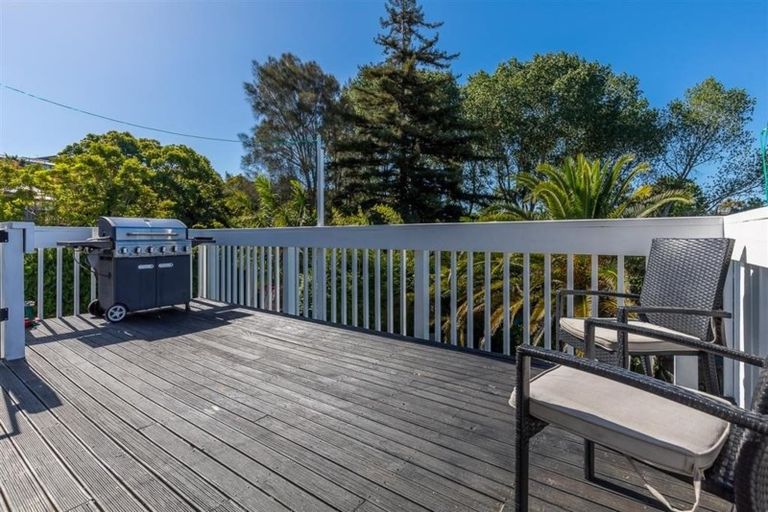 Photo of property in 79 Glamorgan Drive, Torbay, Auckland, 0630