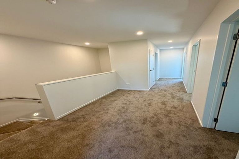 Photo of property in 9/299 Te Taruna Drive, Wainui, 0932