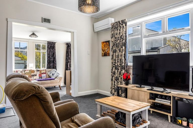 Photo of property in 6 Walsall Street, Addington, Christchurch, 8024