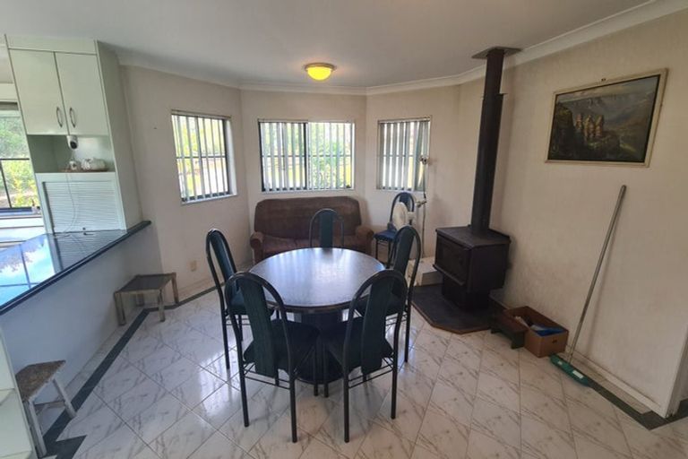 Photo of property in 10 Porterfield Road, Whitford, Howick, 2571