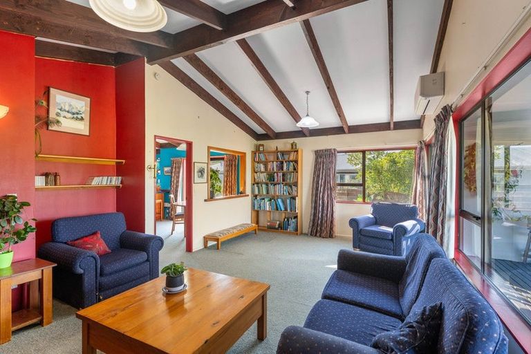 Photo of property in 4 Moana Street, Otaki Beach, Otaki, 5512