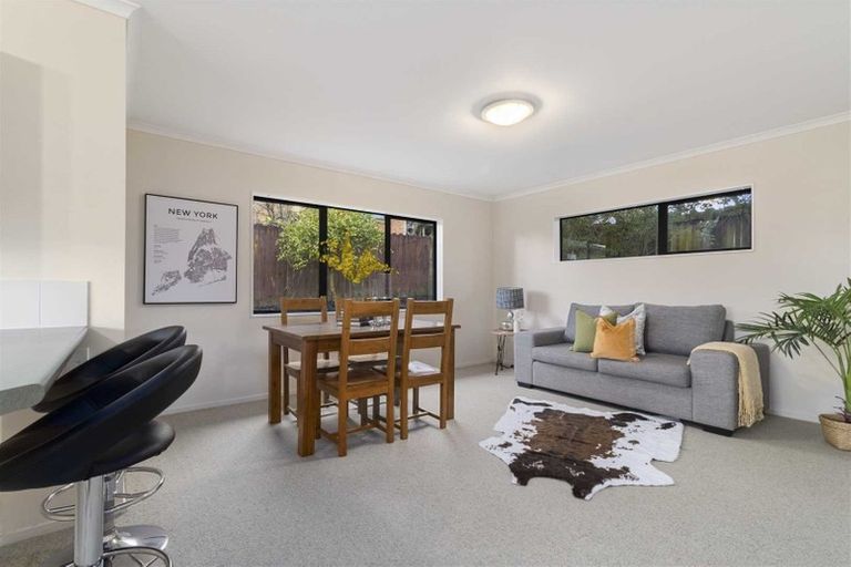 Photo of property in 6 Edingale Court, Flat Bush, Auckland, 2019